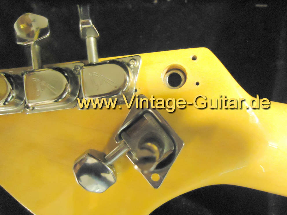 Fender Stratocaster 1976 sunburst white parts f.jpg